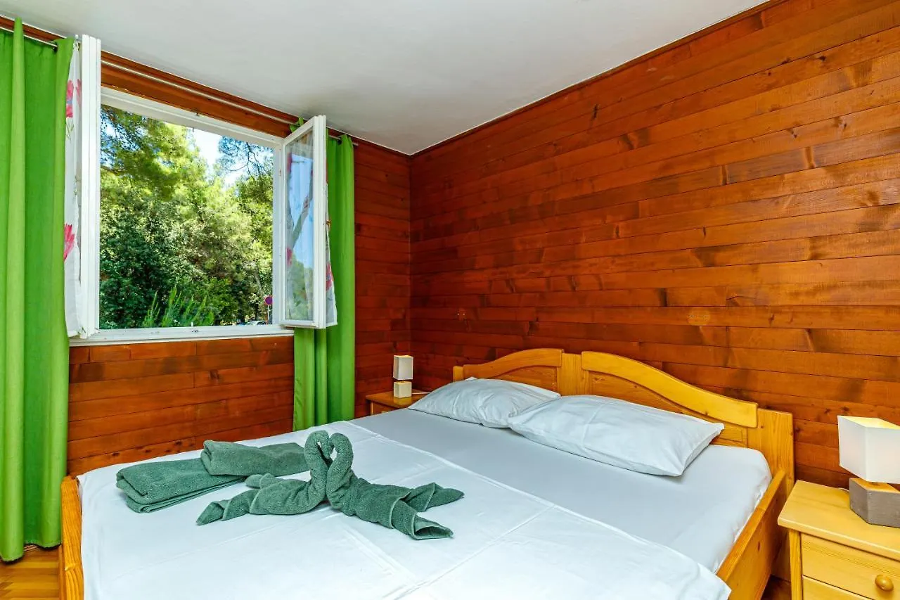 Al Mare Apartments Rovinj 0*,